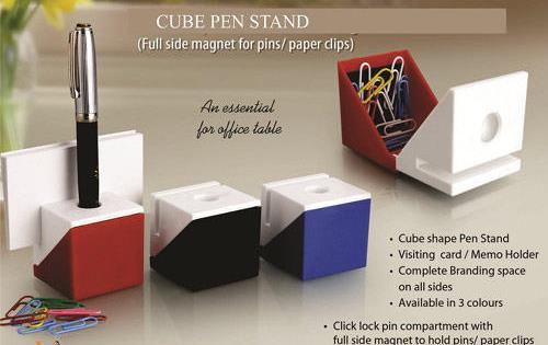 Cube Pen Stand