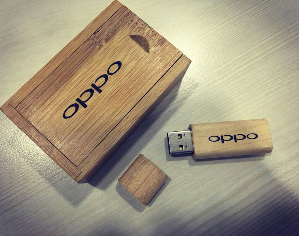 Wooden 8 GB Pen Drive for Oppo Electronics