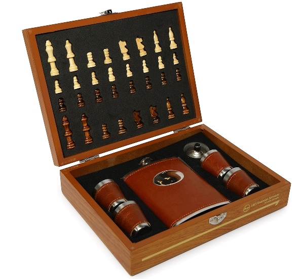 Premium Chess Wine Set1