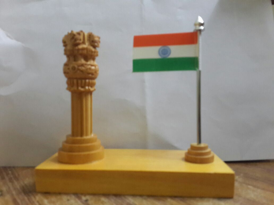 Wooden Ashoka Pillar & India Flag Table Piece